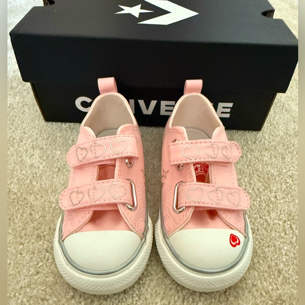 NWT Toddler Pink Chucks
